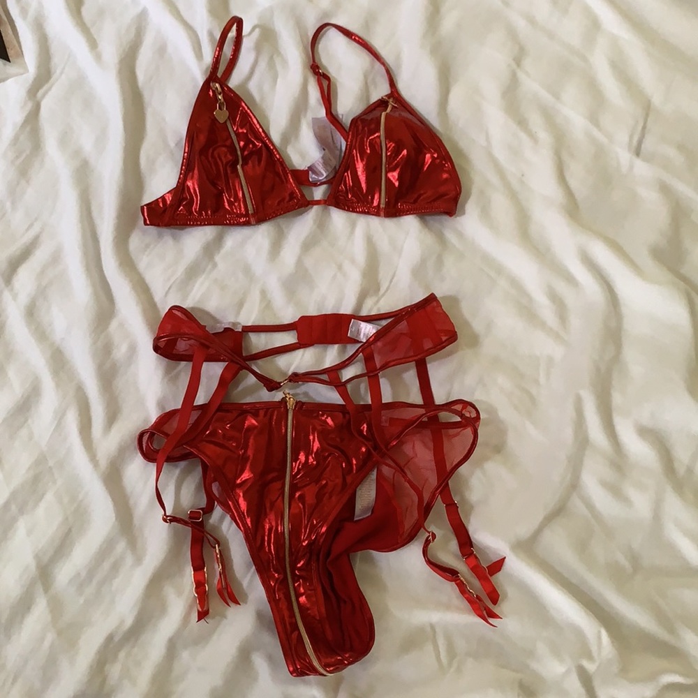 Savage X Fenty Lock It Down Set